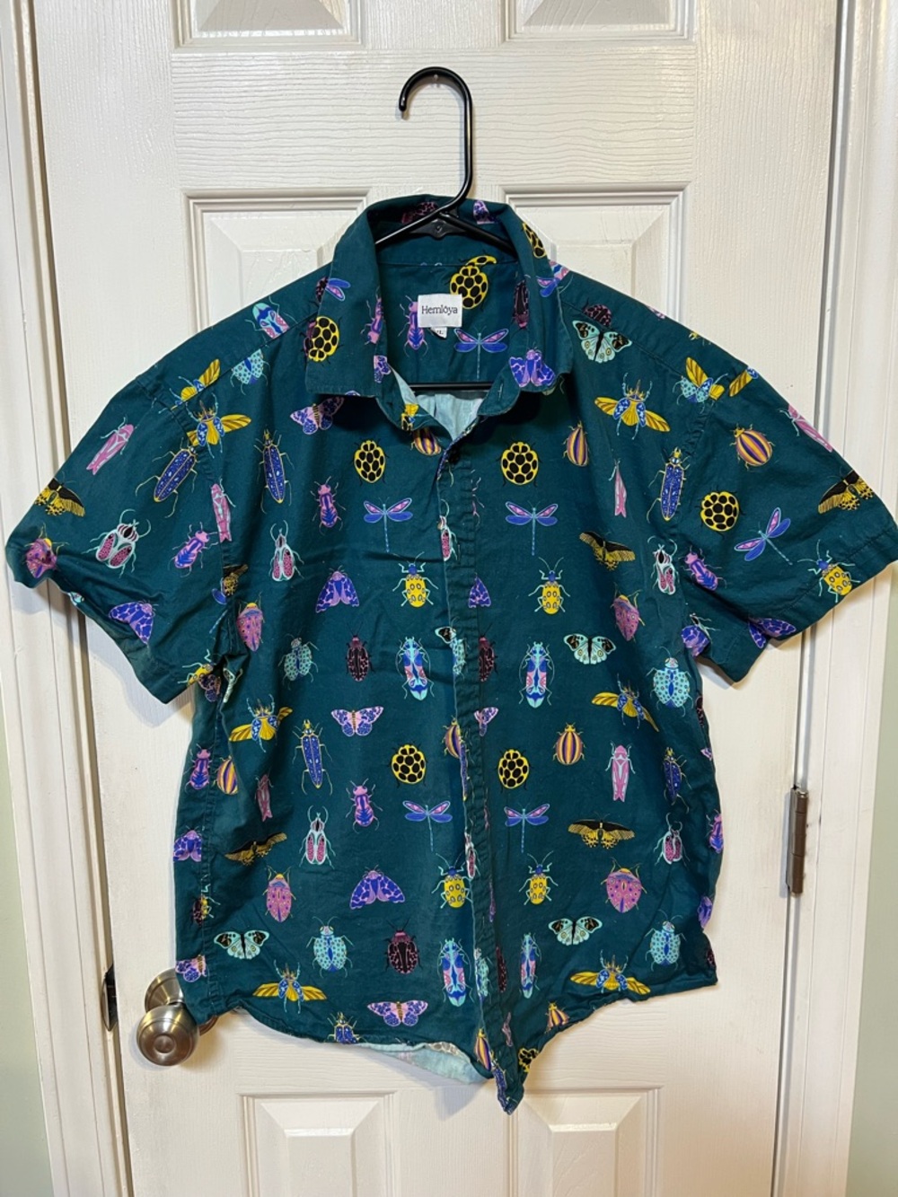 Hemloya Simone Top in Neon Bugs
